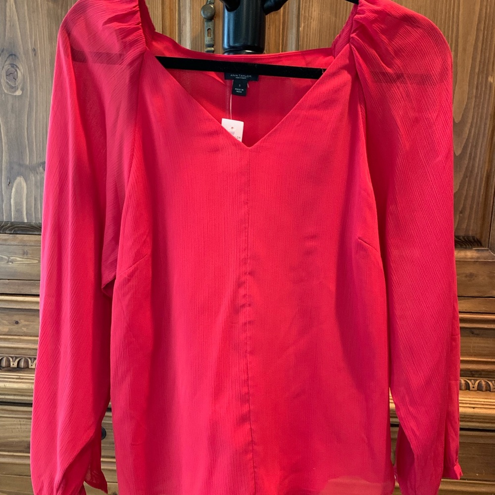 Ann Taylor Factory Size Small never worn